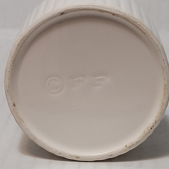 Vintage Fitz & Floyd Sea Shell Shiny Trinket Box - Picture 8 of 10